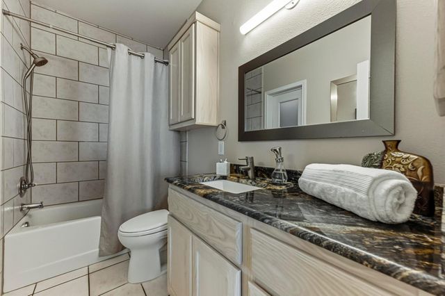 15943 Booth CIR, Volente, TX 78641