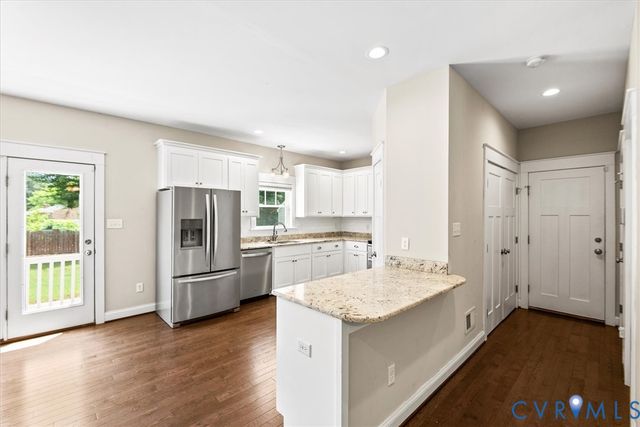 9703 Laurel Pine Dr, Henrico, VA 23228