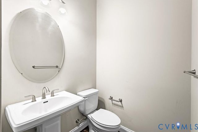 9703 Laurel Pine Dr, Henrico, VA 23228