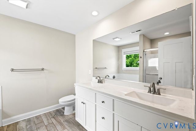 9703 Laurel Pine Dr, Henrico, VA 23228