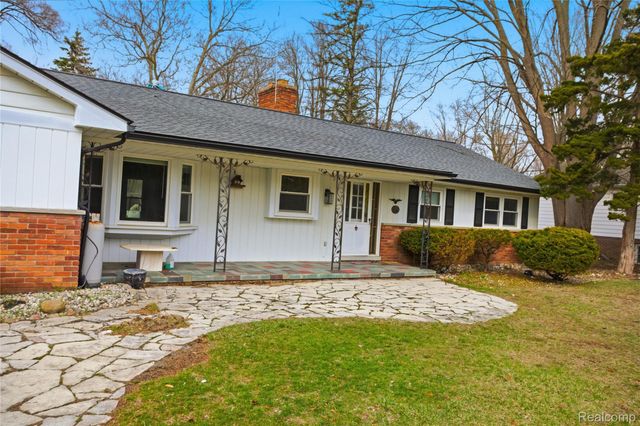 29256 Utley Road, Farmington Hills, MI 48334