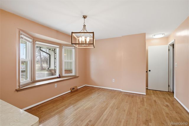 29256 Utley Road, Farmington Hills, MI 48334