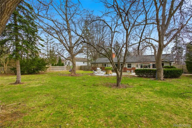 29256 Utley Road, Farmington Hills, MI 48334