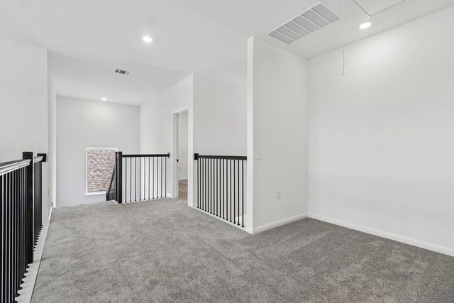 236 Jagged Iron TRCE, Dripping Springs, TX 78620