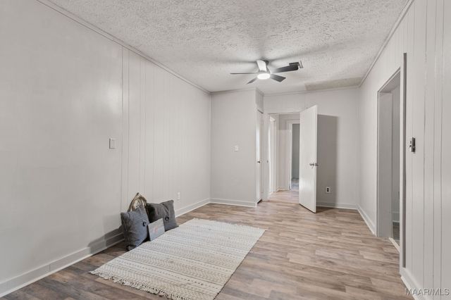 203 Briar Loop Road, Deatsville, AL 36022