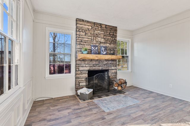 203 Briar Loop Road, Deatsville, AL 36022