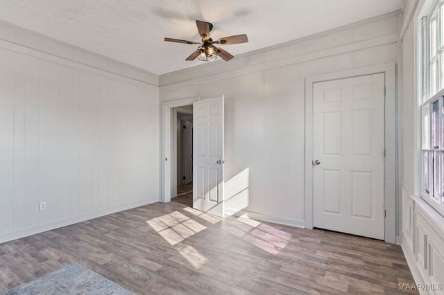 203 Briar Loop Road, Deatsville, AL 36022