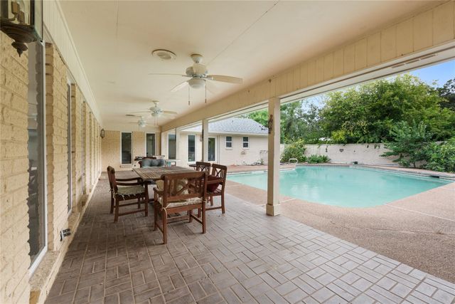 1026 Rose Circle, College Station, TX 77840