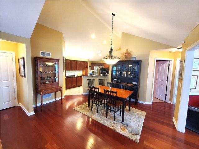 252 FAIR MEADOW DRIVE, Chartiers, PA 15301