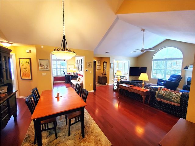 252 FAIR MEADOW DRIVE, Chartiers, PA 15301