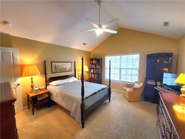 252 FAIR MEADOW DRIVE, Chartiers, PA 15301