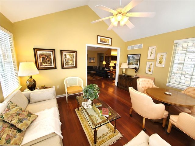 252 FAIR MEADOW DRIVE, Chartiers, PA 15301