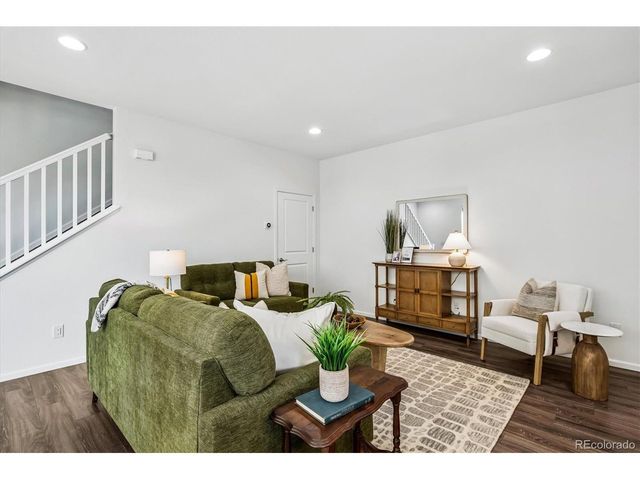 5167 Clinton St, Denver, CO 80238
