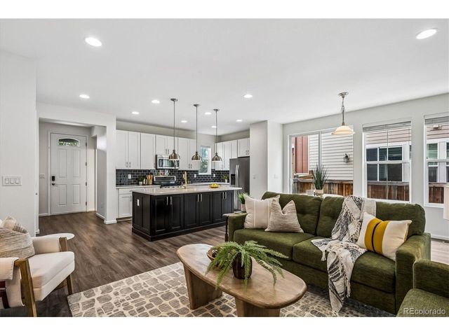 5167 Clinton St, Denver, CO 80238