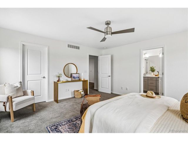 5167 Clinton St, Denver, CO 80238