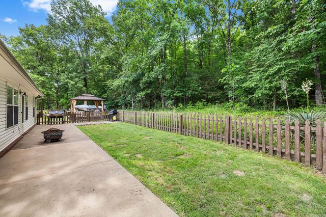 15 Barberry Cove, Cabot, AR 72023