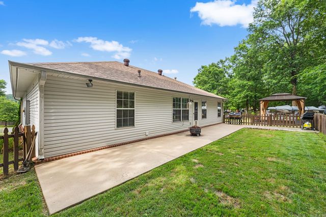 15 Barberry Cove, Cabot, AR 72023