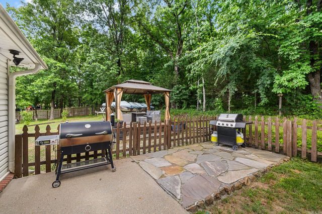 15 Barberry Cove, Cabot, AR 72023
