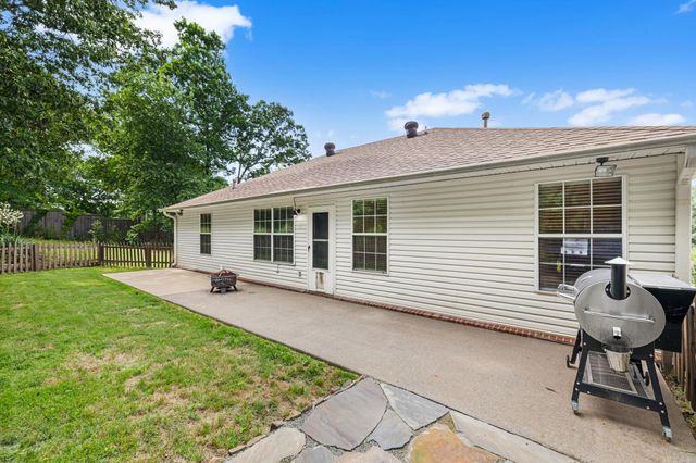 15 Barberry Cove, Cabot, AR 72023