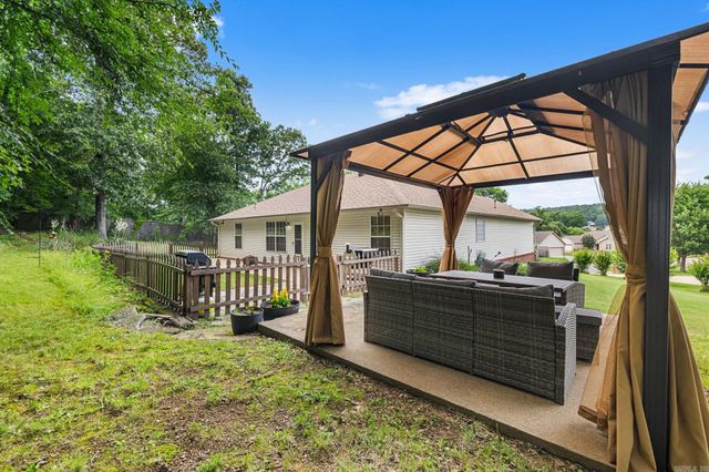 15 Barberry Cove, Cabot, AR 72023