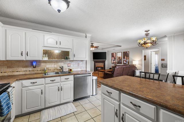 15 Barberry Cove, Cabot, AR 72023