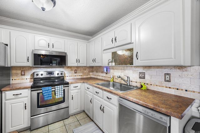 15 Barberry Cove, Cabot, AR 72023