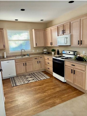 106 Verbena DR, Georgetown, TX 78633