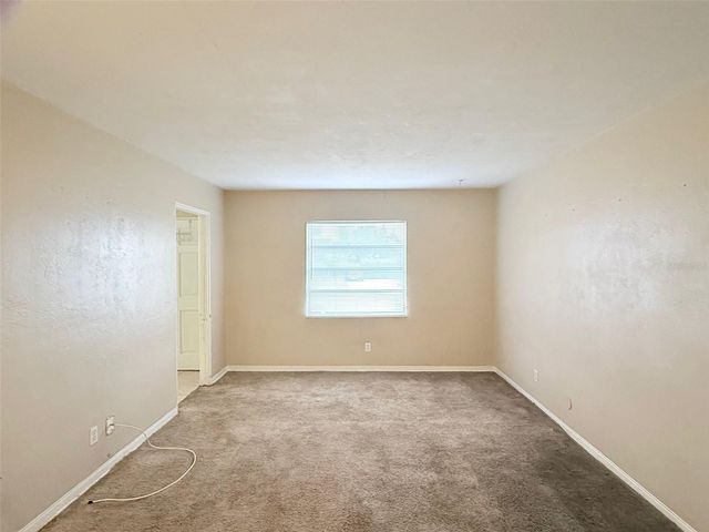 1650 30TH AVENUE N, St Petersburg, FL 33713