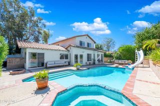 2397 Laurelpark Court, Thousand Oaks, CA 91362