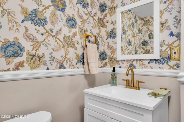 82 Clearwater Drive, Waretown, NJ 08758