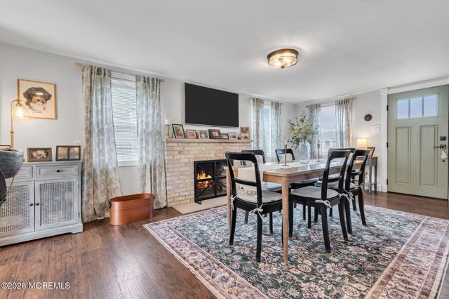 82 Clearwater Drive, Waretown, NJ 08758