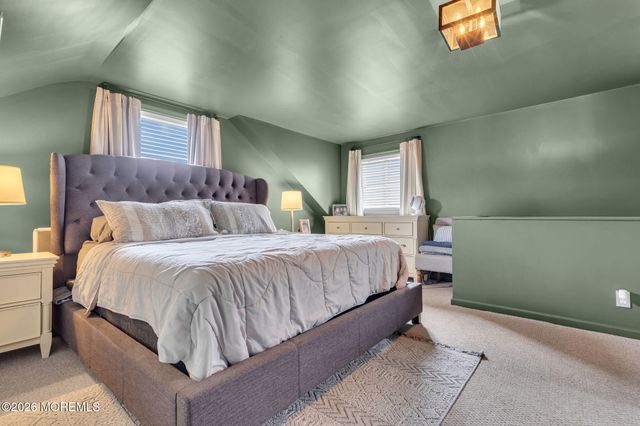 82 Clearwater Drive, Waretown, NJ 08758