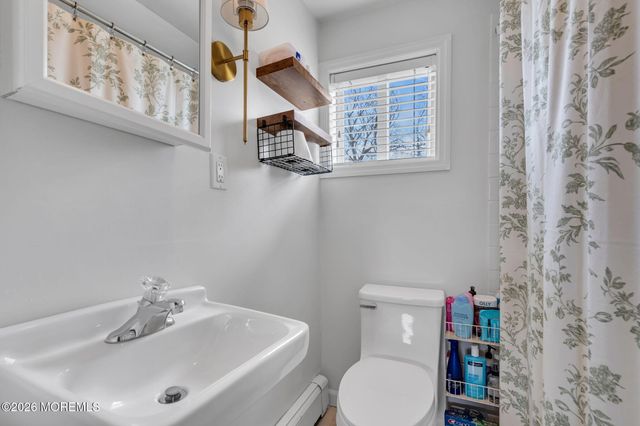 82 Clearwater Drive, Waretown, NJ 08758