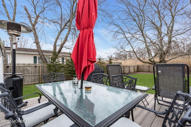 82 Clearwater Drive, Waretown, NJ 08758