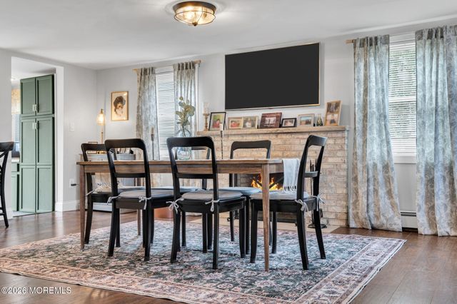 82 Clearwater Drive, Waretown, NJ 08758