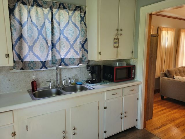 2142 Frisco Drive, Davenport, IA 52804