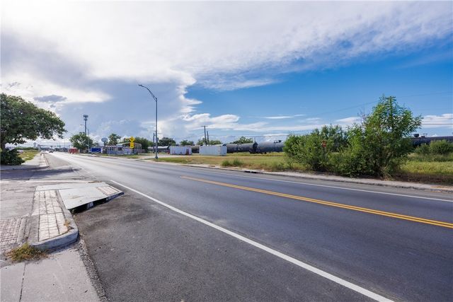 0 W Avenue A, Robstown, TX 78380