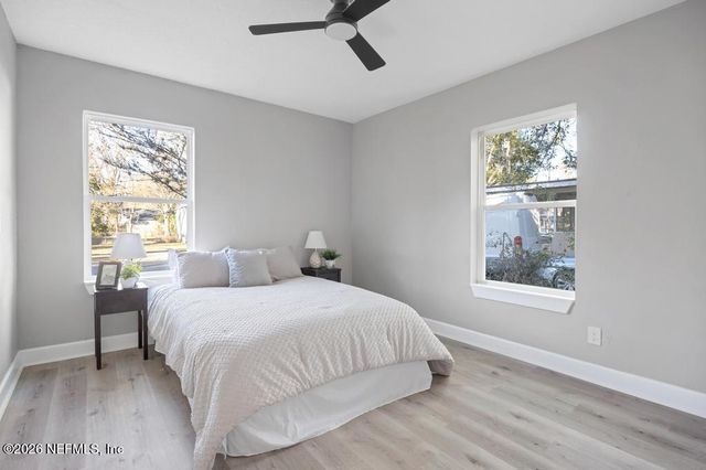 3138 N 3RD ST Circle, Jacksonville, FL 32254