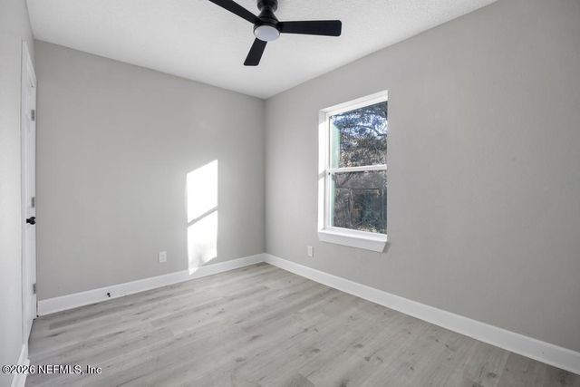 3138 N 3RD ST Circle, Jacksonville, FL 32254