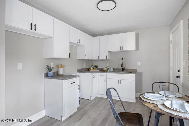 3138 N 3RD ST Circle, Jacksonville, FL 32254