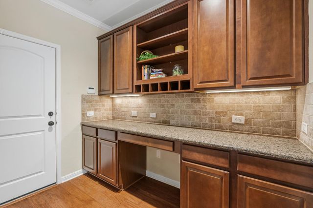13400 Briarwick DR 1802, Austin, TX 78729