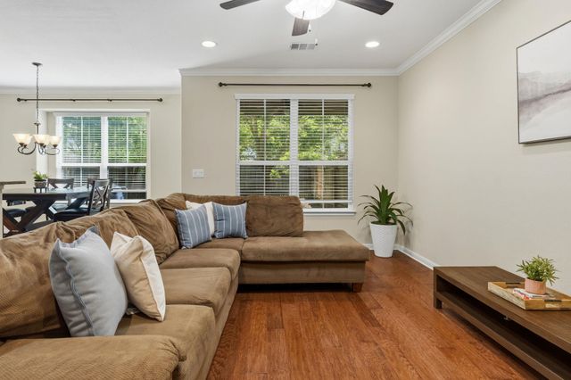 13400 Briarwick DR 1802, Austin, TX 78729