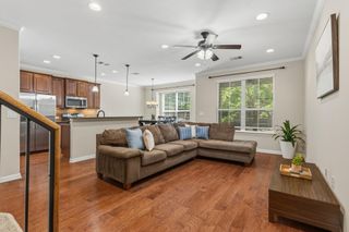13400 Briarwick DR 1802, Austin, TX 78729