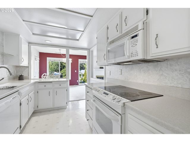 8229 Sw MARINERS Dr, Wilsonville, OR 97070