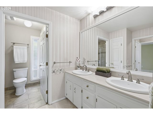 8229 Sw MARINERS Dr, Wilsonville, OR 97070