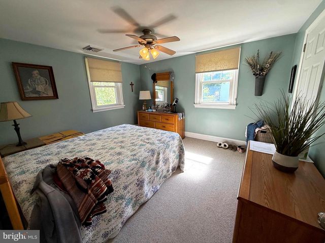 1495 CEDAR HILL RD, Pottstown, PA 19464
