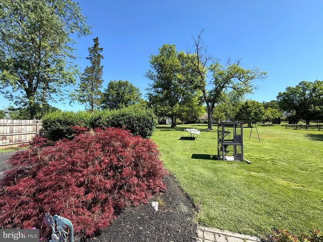 1495 CEDAR HILL RD, Pottstown, PA 19464