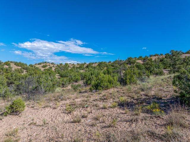 43 Calle Cielo, Santa Fe, NM 87506