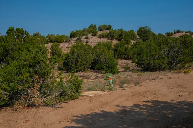 43 Calle Cielo, Santa Fe, NM 87506