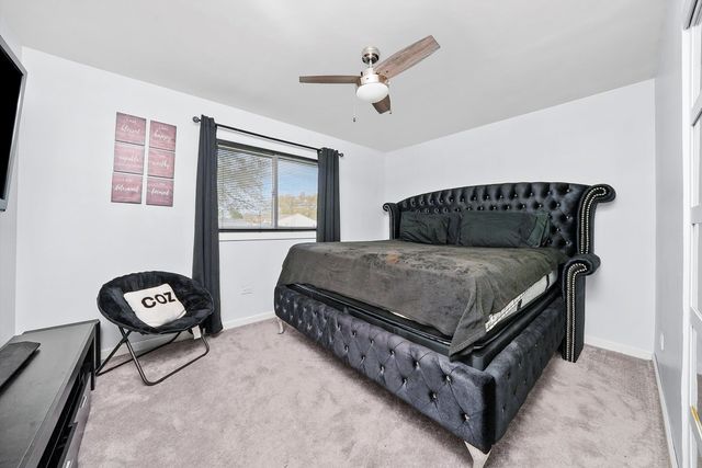 14116 S Hoxie Avenue, Burnham, IL 60633